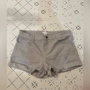 H&M khaki‎ stretchy shorts size 8